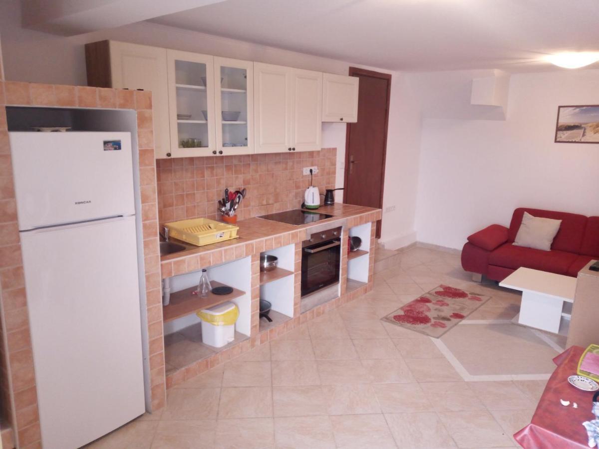 Apartmani Rab - Adrijana & Aleksandra Banjol Exterior photo